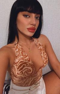 Sınırsız Escort Bayan Buketle Unutulmaz Bir Maceraya Hazır Olun